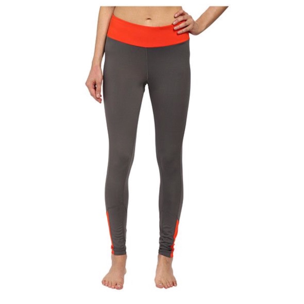 💜Authentic Fila “Eat my dust” Athletic pants